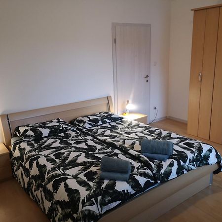 Apartmán Sobe Zeleni Raj Podnart Exteriér fotografie